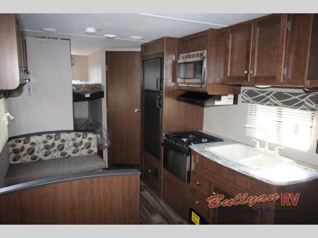 2017 Keystone Hideout 262LHS travel trailer Interior