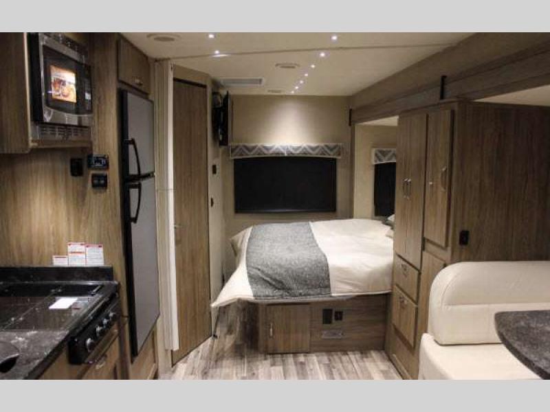 Dynamax Isata 3 Diesel Class C Motorhome Powerfully Compact