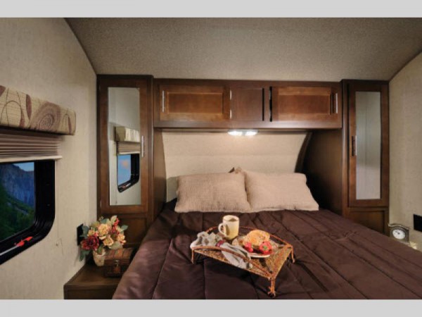 Cherokee travel trailer bedroom